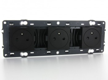 LEGRAND valena voorbekabelde drievoudig contactdoos (zwart) LEGRAND valena voorbekabelde drievoudig contactdoos (zwart)