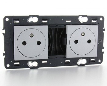LEGRAND valena prise de courant affeurantes double précâblées (alu) LEGRAND valena prise de courant affeurantes double précâblées (alu)