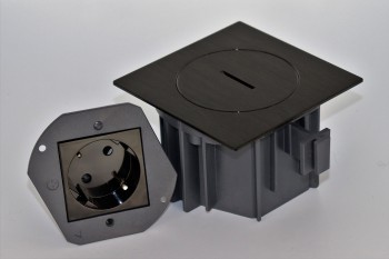 SQUARE arpi vloerstopcontact 2p met randaarding (schuko)16a ip66 black SQUARE arpi vloerstopcontact 2p met randaarding (schuko)16a ip66 black