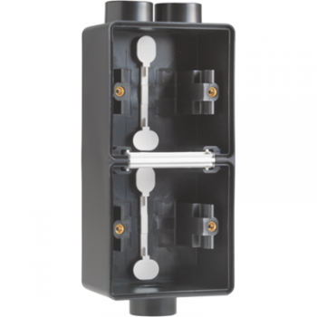 IP 55 tweevoudige doos met 1 x twee m20 ingangen en 1 x één ingang m20 zwart IP 55 tweevoudige doos met 1 x twee m20 ingangen en 1 x één ingang m20 zwart