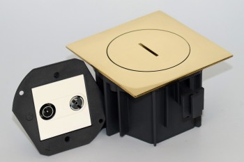 SQUARE arpi vloerstopcontact voor radio en tv ip66 polished brass SQUARE arpi vloerstopcontact voor radio en tv ip66 polished brass
