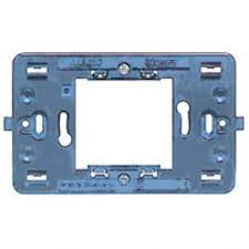 BTICINO magic module houder voor 2 modules met schroeven BTICINO magic module houder voor 2 modules met schroeven