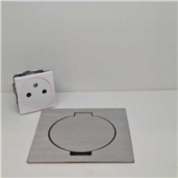 SQUARE TAIL arpi ip64 vloerstopcontact 2p+a met klapdeksel (11)