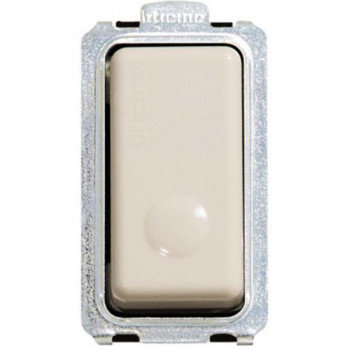 magic drukknop 10a 2no 250v 1 module