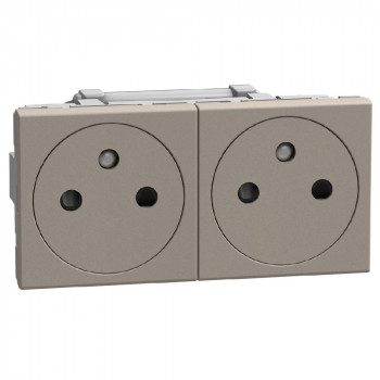 BTICINO light now prise 2 x 2p+t affleurante précâblée 4 modules