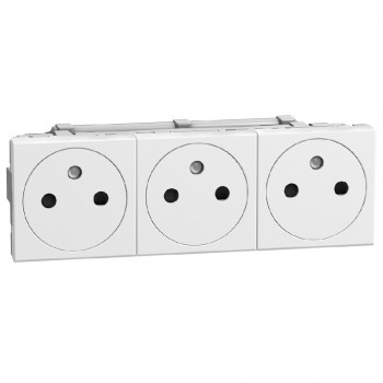 BTICINO light now prise 3 x 2p+t affleurante précâblée 6 modules